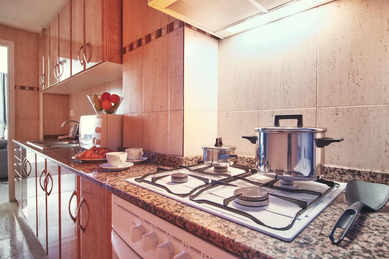 Alcam Lesseps Apartment Barcelona Bagian luar foto