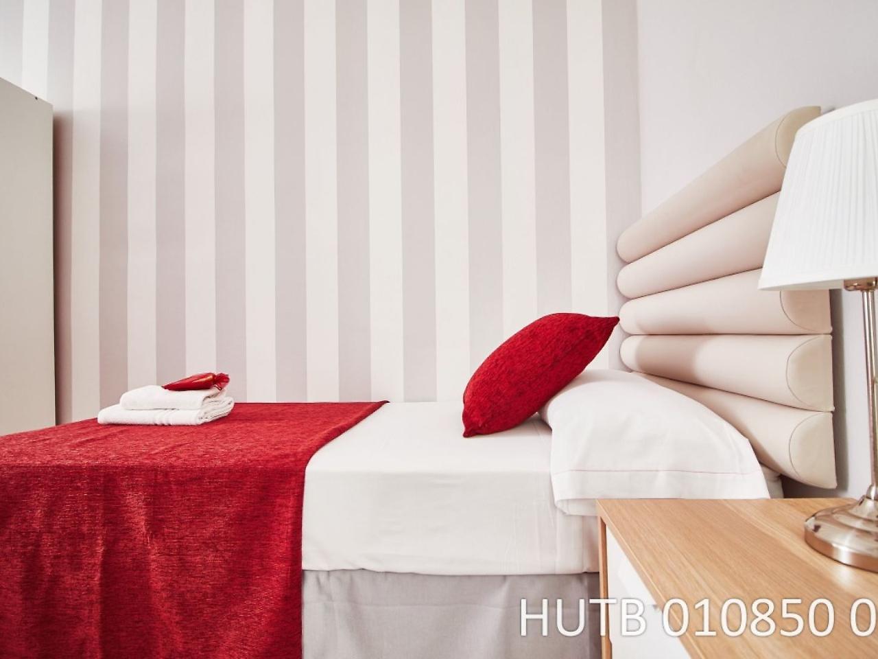 Alcam Lesseps Apartment Barcelona Bagian luar foto